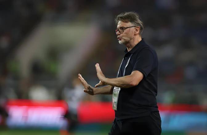 还要以官宣, 成为了中超